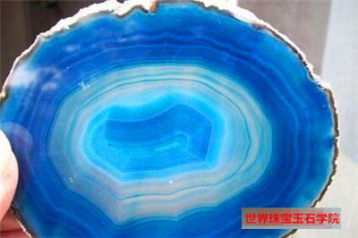 玛瑙有哪些颜色?天然玛瑙的颜色有几种呢
