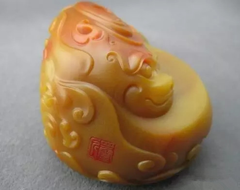 中国地位最高的颜色—黄色黄蜡石的发展历史