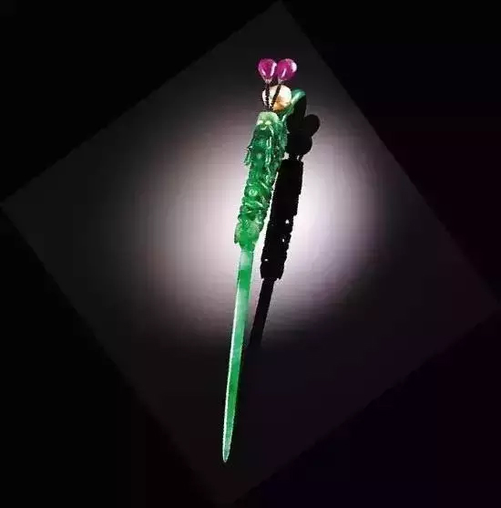 慈禧墓中价值8.1亿的宝物