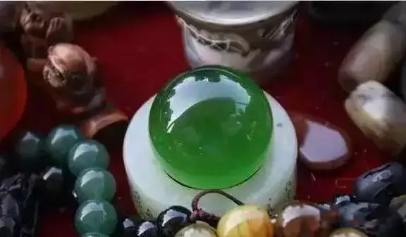 慈禧墓中价值8.1亿的宝物