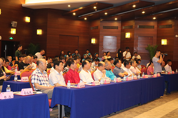 中国玉文化研究会玉雕专业委员会“青年玉雕艺术家表彰大会”在北京隆重举行