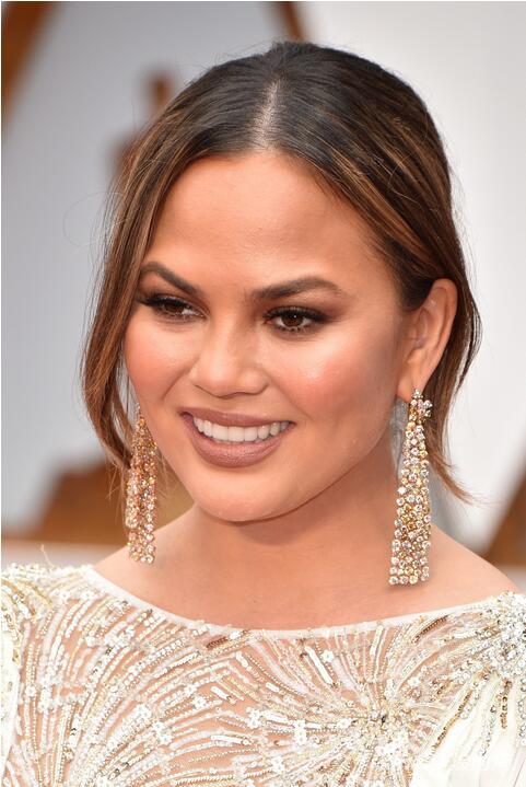 Chrissy Teigen in Lorraine Schwartz