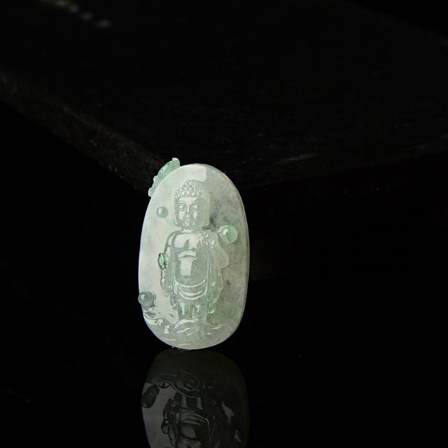 冰飘南红翡翠小品