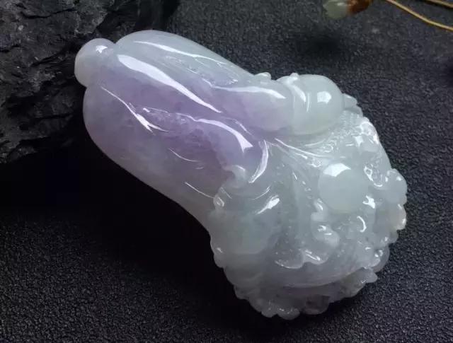 慈禧的翡翠白菜我们买不起，但这样的我们老百姓还是可以玩的！