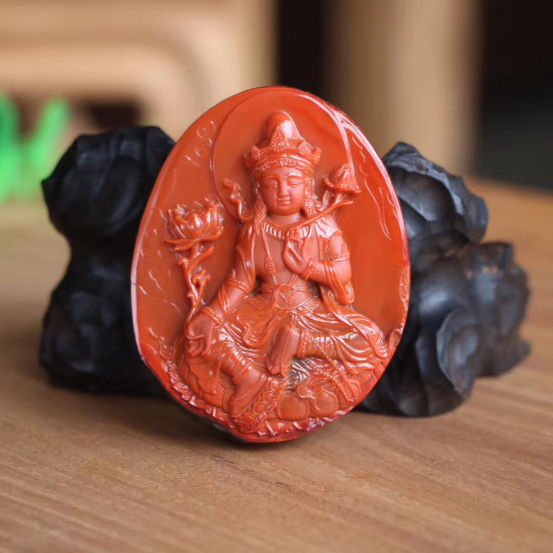 宝石汇:你适合佩戴哪一种南红菩萨雕件? 你适合佩戴哪一种南红菩萨雕件? -玉器鉴定师培训核心内容