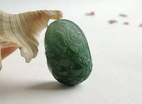 宝石汇:关于翡翠的神奇传说 关于翡翠的神奇传说-玉器鉴定师培训核心内容