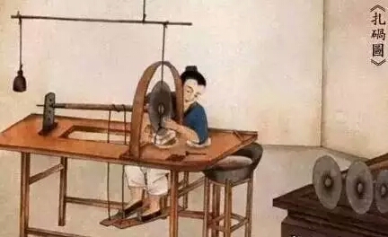 翡翠玉石在古代是这样雕的，哈哈，不得不感叹古人的智慧