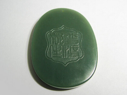 都属于和田玉,那么和田碧玉与和田青玉各有什么特点呢?-玉器鉴定师培训核心内容