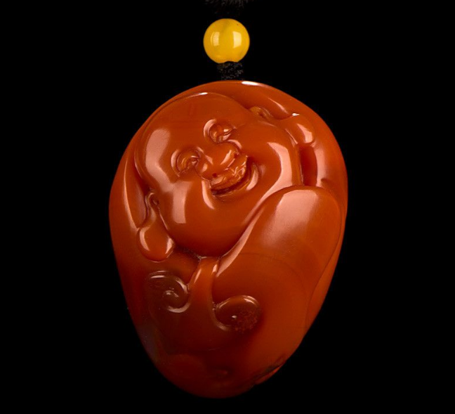 南红玛瑙雕件形状 日常勤脱换南红玛瑙饰品-玉器鉴定师培训核心内容