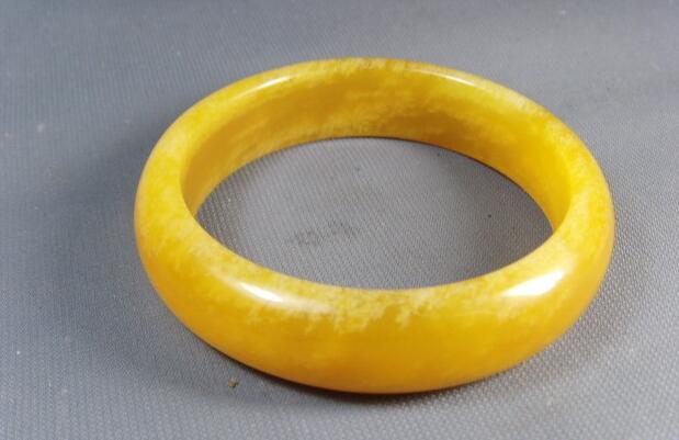 黄龙玉精品手镯的保养须知-玉器鉴定师培训核心内容