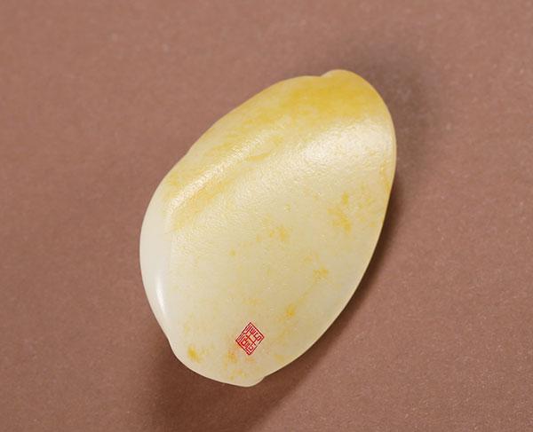 色戒：籽料中的那些诱人皮色-玉器鉴定师培训核心内容