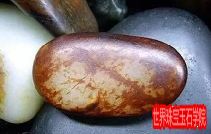 什么是和田玉的原生色与次生色-玉器鉴定师培训核心内容