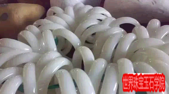 和田玉市场上最常见的假货 不要被骗-玉器鉴定师培训核心内容
