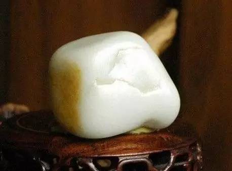 羊脂玉备受追捧的缘由