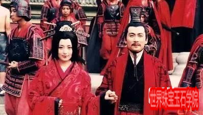 女人佩玉 最初就是为了秀恩爱-珠宝玉石鉴定师培训核心内容