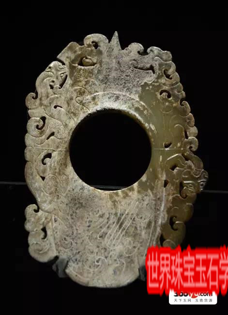 女人佩玉 最初就是为了秀恩爱-珠宝玉石鉴定师培训核心内容