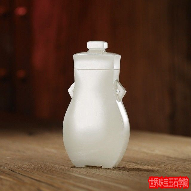 玩玉盘玉 有人盘玉喜欢蹭鼻油-玉器鉴定师培训核心内容