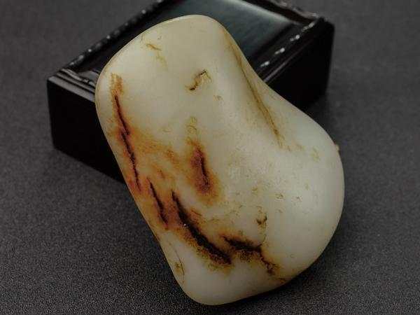 鉴别抓重点, 看完这篇你才能“吃透”和田玉的皮