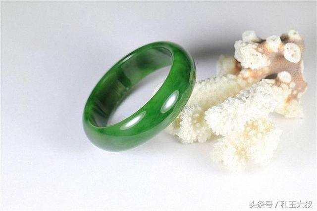 爱玉人的终极诉求 : 正确理解和准确分辨和田玉的玉质