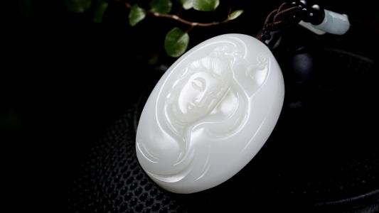 爱玉人的终极诉求 : 正确理解和准确分辨和田玉的玉质