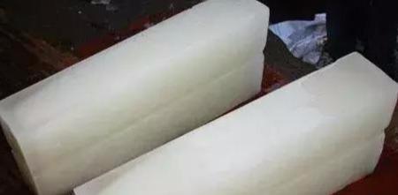 七种方法让你看清和田玉籽料真假!