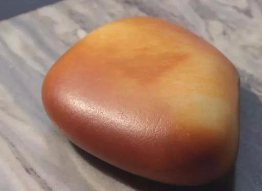 七种方法让你看清和田玉籽料真假!