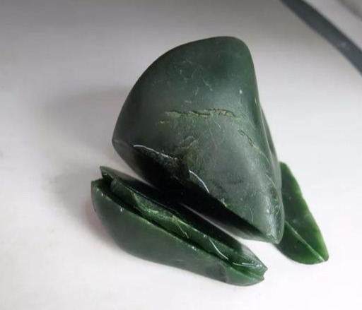 玩玉,有这三种和田玉,你就可以毕业了