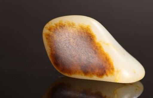 想要真正看懂和田玉籽料的皮色,你需要知道这些!