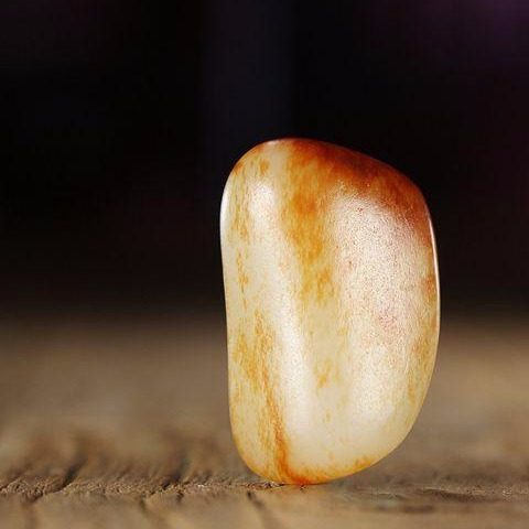 玩和田玉瞧三皮——籽料的看皮之道!