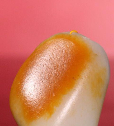玩和田玉瞧三皮——籽料的看皮之道!