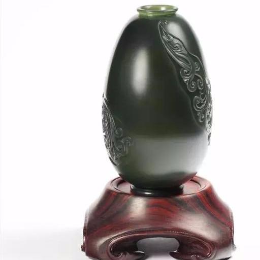 中国玉雕大师玉侠崔涛带你了解薄胎玉器