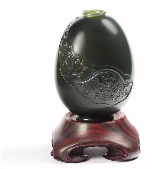 中国玉雕大师玉侠崔涛带你了解薄胎玉器