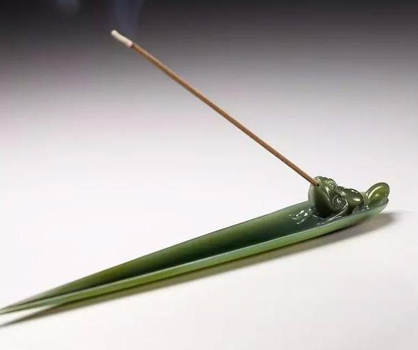 中国玉雕大师玉侠崔涛带你了解薄胎玉器