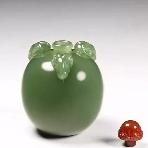 中国玉器大师玉侠崔涛教你如何鉴别鼻烟壶