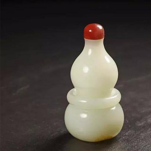 中国玉器大师玉侠崔涛教你如何鉴别鼻烟壶