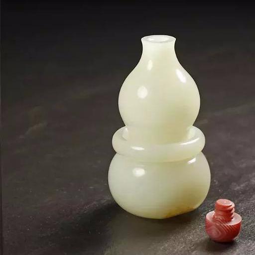 中国玉器大师玉侠崔涛教你如何鉴别鼻烟壶