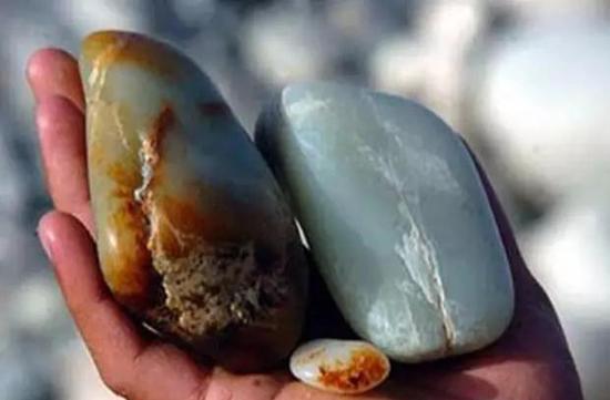 中国玉器大师玉侠崔涛细说籽料如何开采